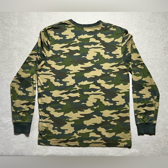 True Religion Men’s Long Sleeve Camo T-Shirt Green Crewneck Size Medium - Picture 5 of 6